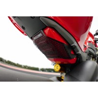 PRN017716-01_MRU3_-DUCATI-PANIGALE-V4-FUEL-TANK-PROTECTOR-DSC01652